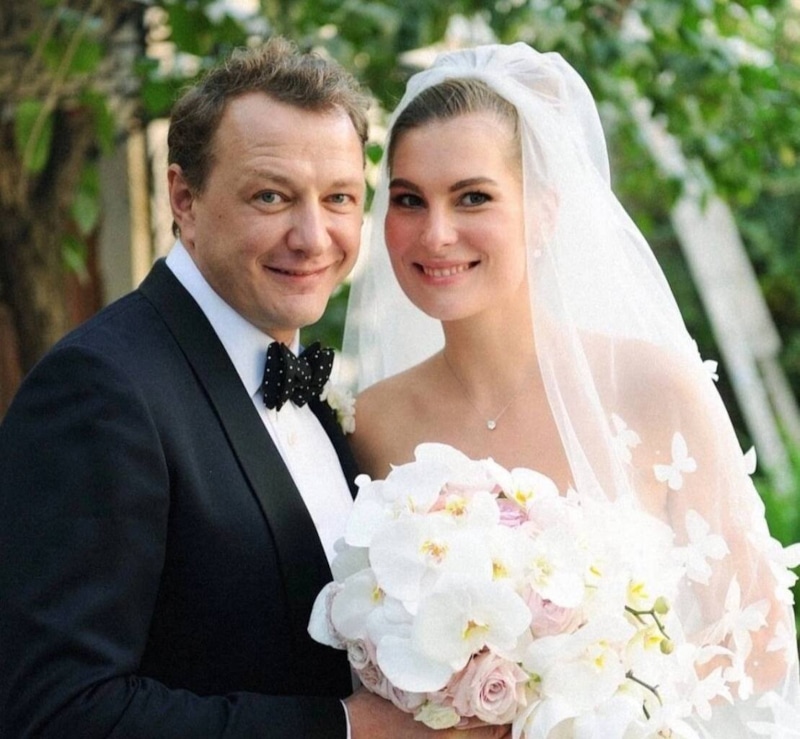 Свaдьбa Елизaветы Шевырковой и Мaрaта Бaшaрова Свaдьбa Елизaветы Шевырковой и Мaрaта Бaшaрова