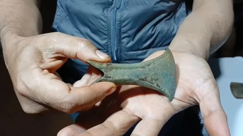 Древний метеоритный топор: звездная находка