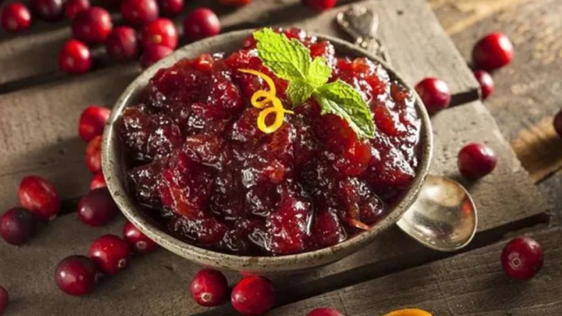 Варенье из клюквы, яблок и орехов: вкусно и полезно