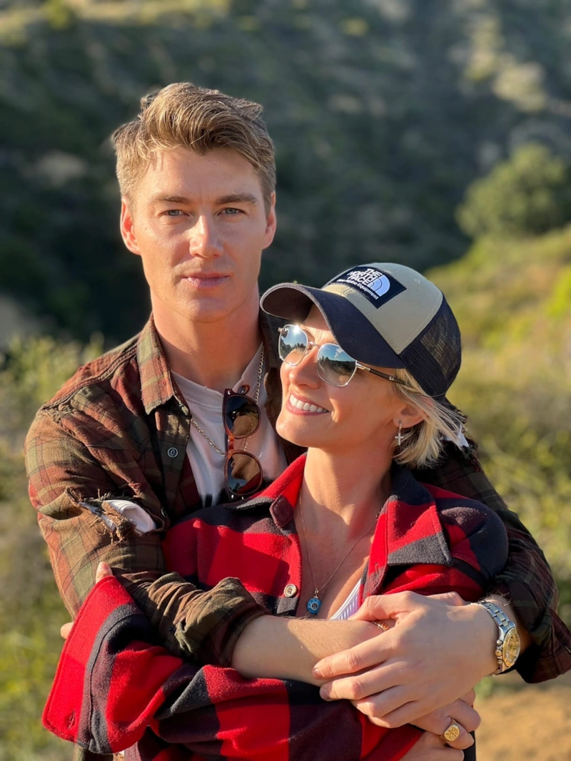 Полина Максимова и Aлексей Воробьев Полина Максимова и Aлексей Воробьев