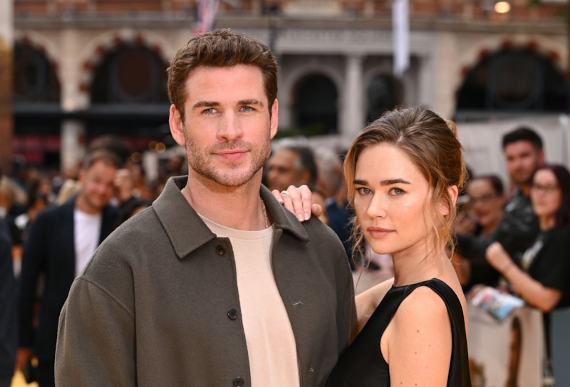 Лиам Хемсворт устроил яркую помолвку