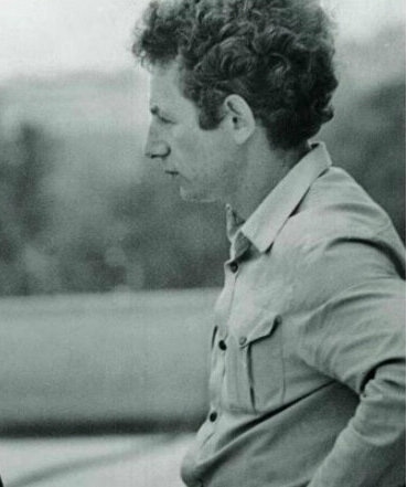 Эдуард Тополь в молодости