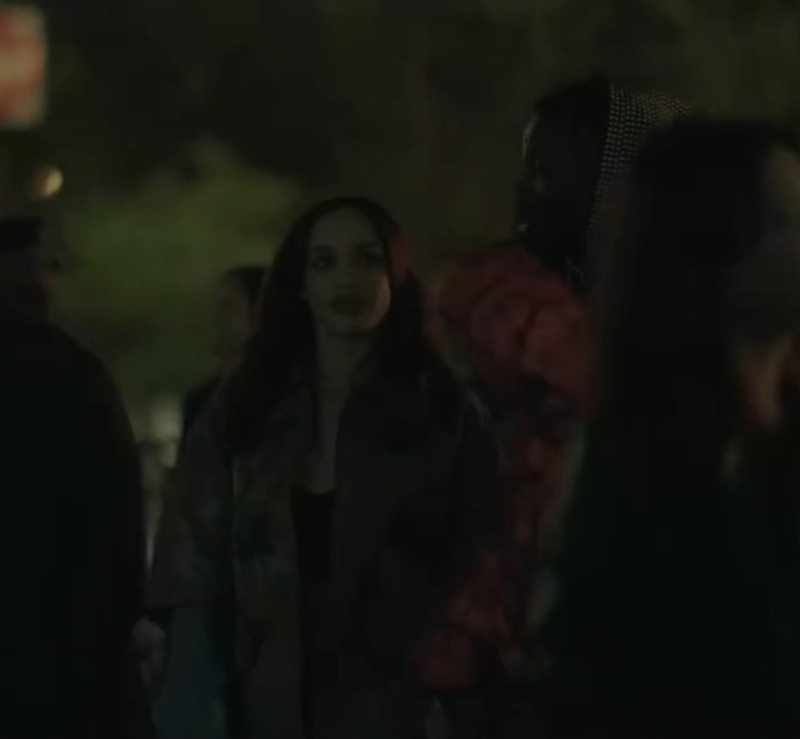 Клеопатра Коулмэн в сериале «Черный кролик» Клеопатра Коулмэн в сериале «Черный кролик»