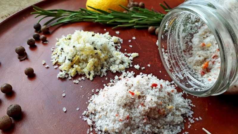 Гипертония и соль: опасность диеты