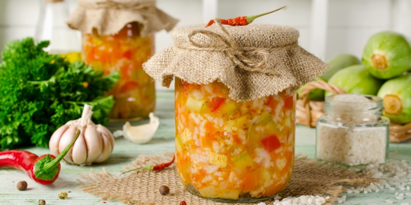 Салат «Натали» из кабачков на зиму: просто и вкусно