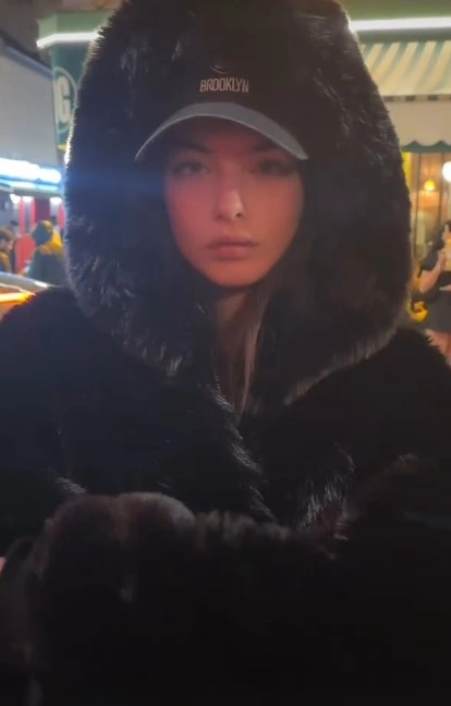 Дева Кассель в шубе от Марка Родовски Дева Кассель в шубе от Марка Родовски