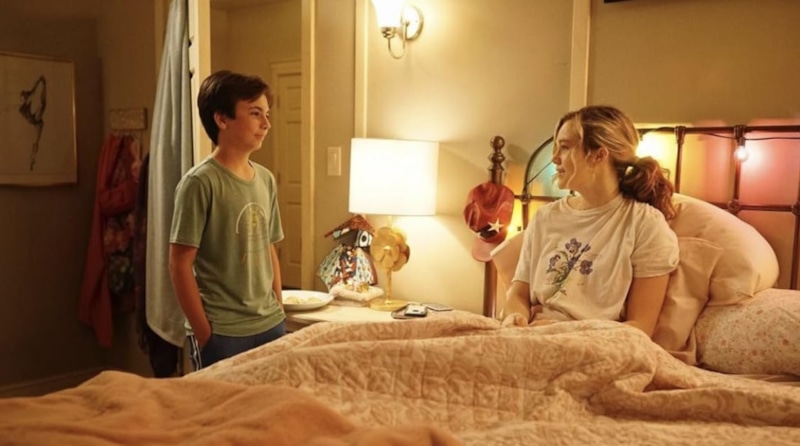 Брэк Бэссинджер и Трэй Романо в сериале «Старгерл»