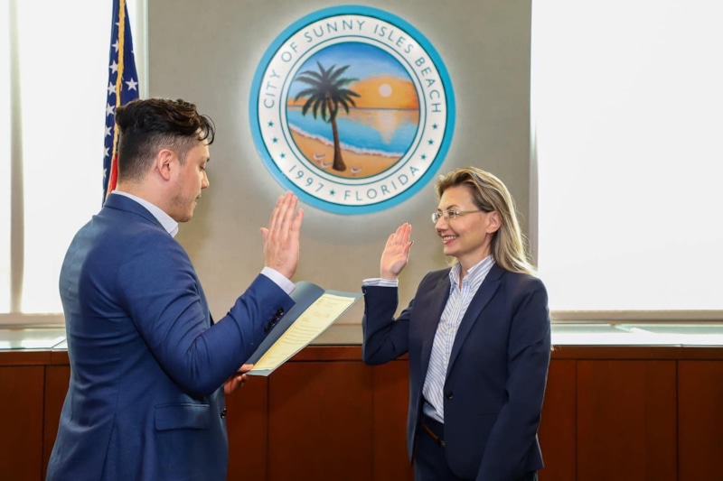 Лариса Свечина - мэр Санни-Айлс-Бич