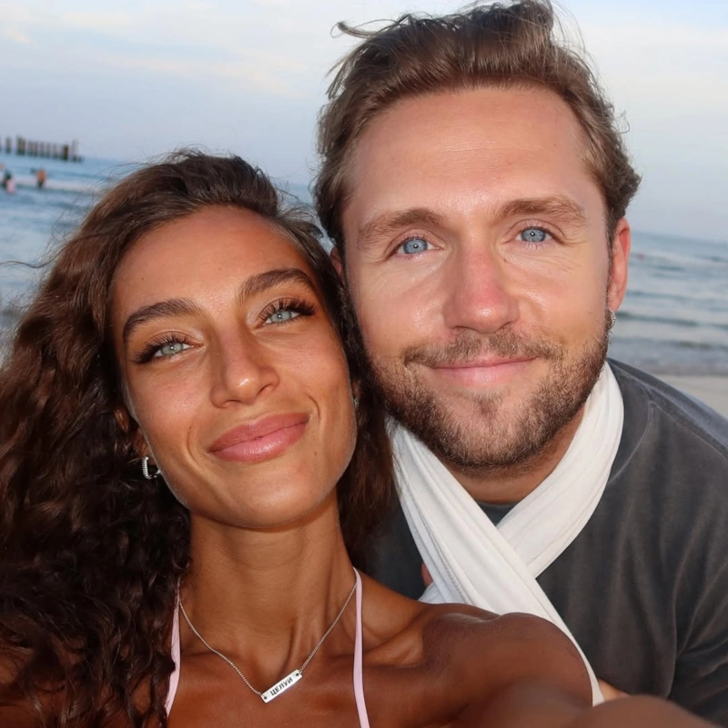 Ангелина Суркова и Влaд Соколовский