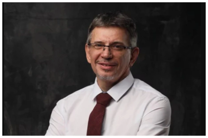 Участник группы «Поющие гитары» Игорь Левкин