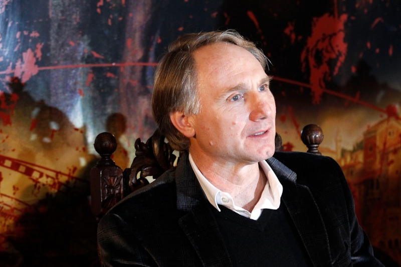  Дэн Браун готовится к свадьбе с наездницей