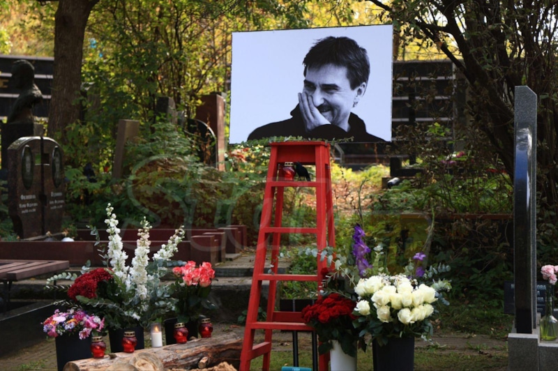 В Москве простились с Юрием Бутусовым В Москве простились с Юрием Бутусовым