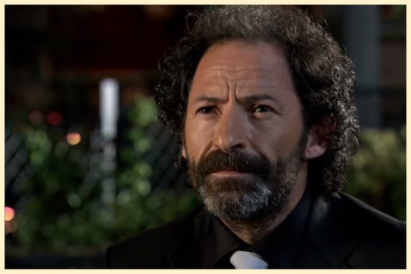 Кадр из сериала «Эзель»