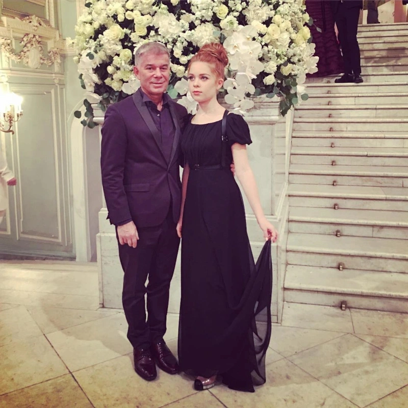 Марианна Газманова с Олегом Гaзмaновым Марианна Газманова с Олегом Гaзмaновым