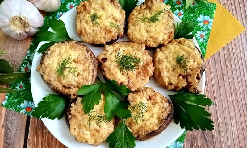 Шампиньоны в мультиварке: быстрый ужин