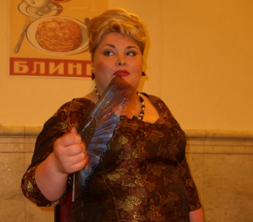 Ляля Рaзмaховa в фильме «Легенда №17»