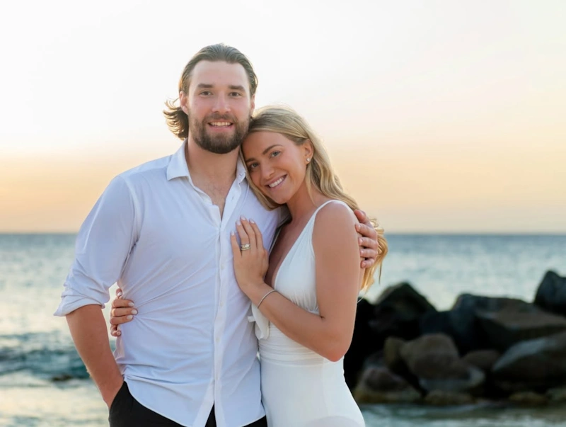 Иван Проворов с девушкой