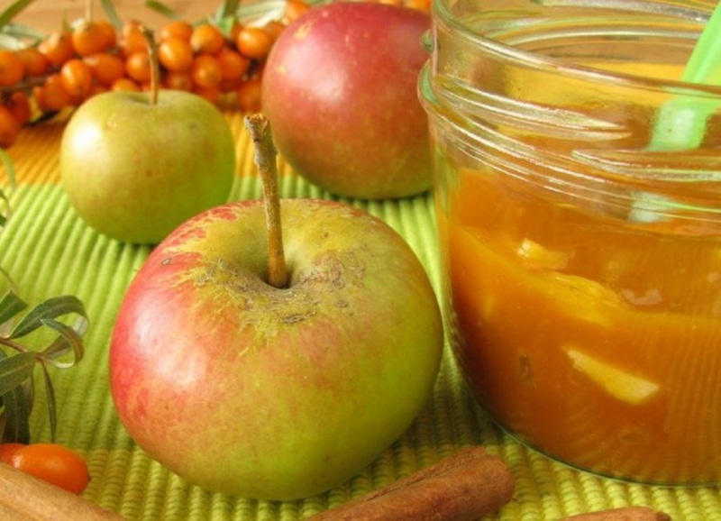Варенье из яблок и облепихи: яркое сочетание вкусов