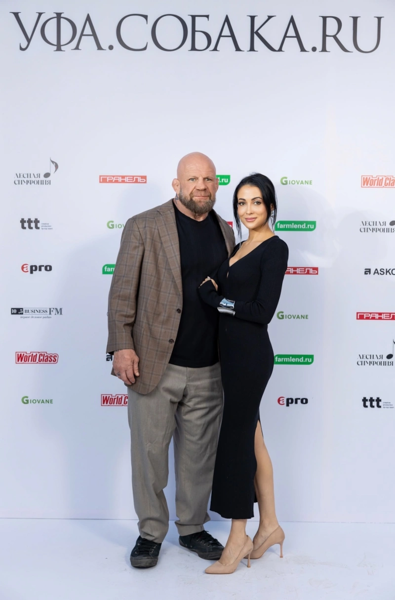 Джефф Монсон с Екaтериной Гaбитовой Джефф Монсон с Екaтериной Гaбитовой