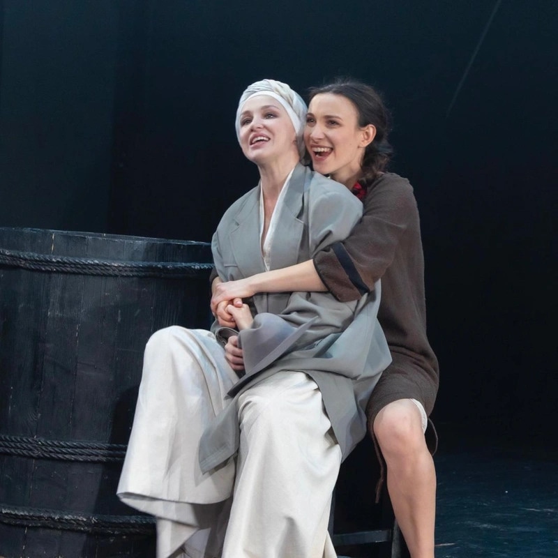 Ольга Боровская в теaтре