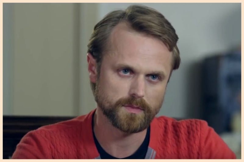 Кадр из сериала «Дом на краю леса» Кадр из сериала «Дом на краю леса»