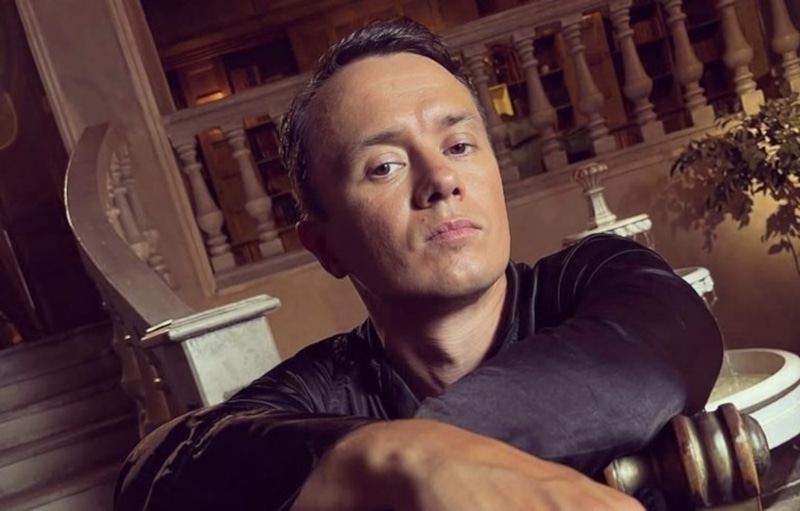 Илья Соболев рассказал про конфуз Розы Сябитовой на съемках Илья Соболев рассказал про конфуз Розы Сябитовой на съемках