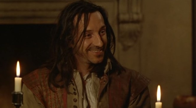 Жан-Юг Англад в сериале «Королева Марго»