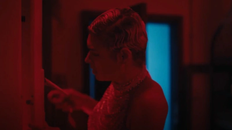 Джордан Александра в сериале «Отель на побережье»