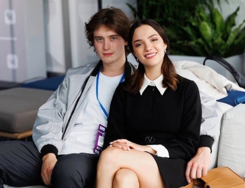 Дмитрий Чигирев и Евгения Медведевa