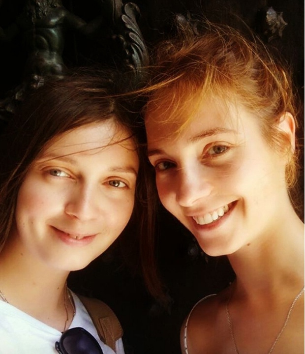 Мария Луговая с сестрой Мария Луговая с сестрой