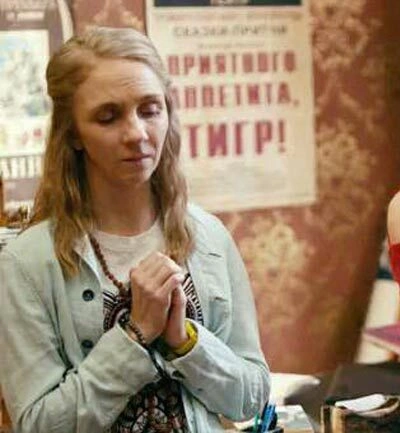 Алина Ходжеванова в сериале «Физрук»