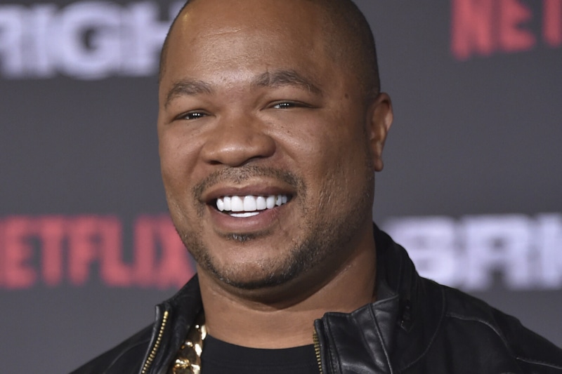 Xzibit  залпом выпил бутылку водки на концерте в Москве