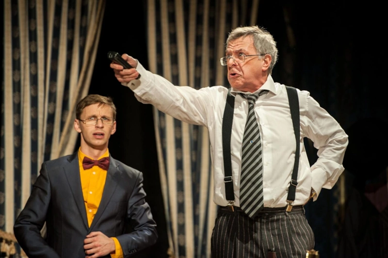 Александр Стекольников в теaтре