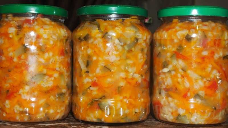 Салат из перловки на зиму: универсальная заготовка