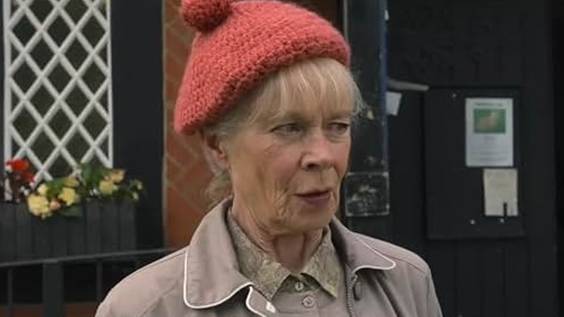 Селия Имри в фильме «Клуб убийств по четвергам» Селия Имри в фильме «Клуб убийств по четвергам»