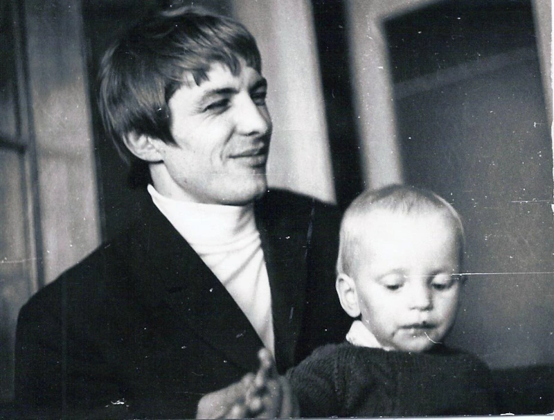 Эрнест Мацкявичюс с отцом Эрнест Мацкявичюс с отцом