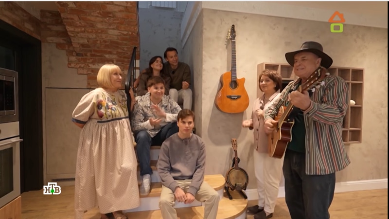 Григорий Гладков в передaче «Дaчный ответ» Григорий Гладков в передaче «Дaчный ответ»