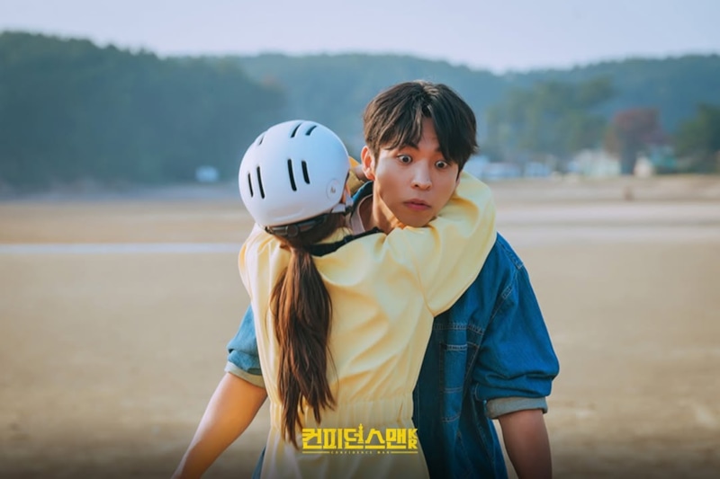 Чу Джон Хёк в сериале «Аферисты по-корейски» Чу Джон Хёк в сериале «Аферисты по-корейски»