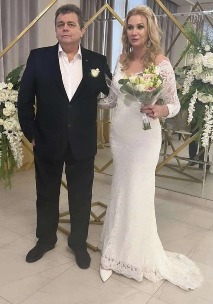 Диана Бичарова с бывшим мужем