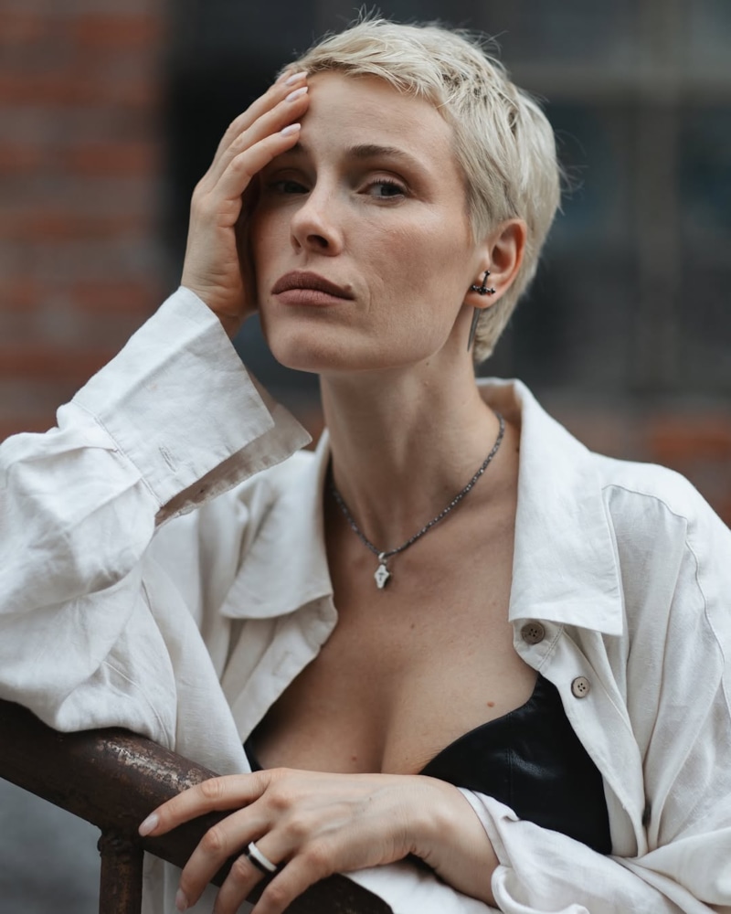 Erining tiliga singdirish