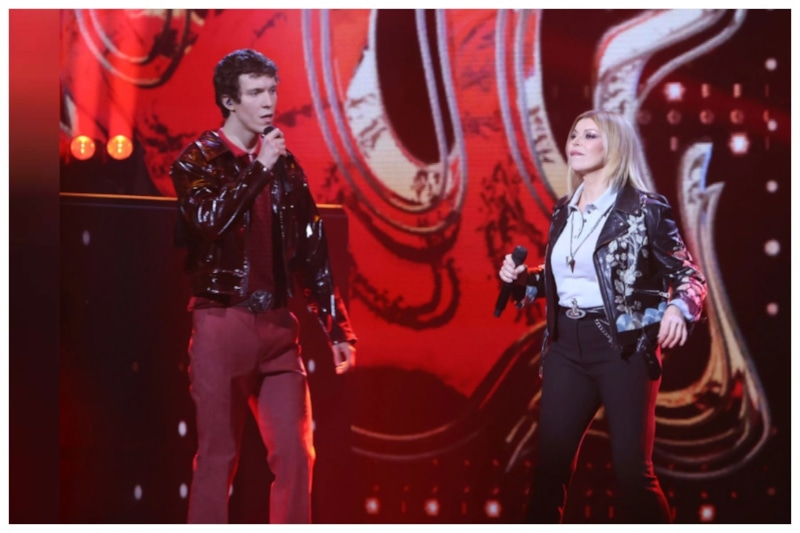 Лада Дэнс с сыном Ильей Свирским