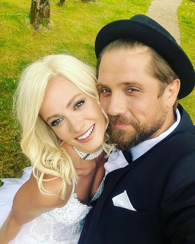 Роман Маякин и Полина Максимова