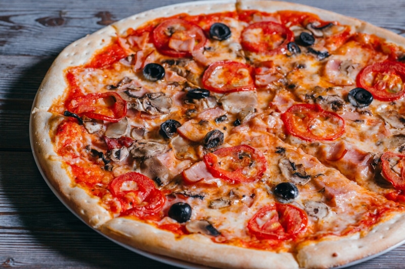 Пицца «Капричоза»: рецепт с историей Пицца «Капричоза»: рецепт с историей