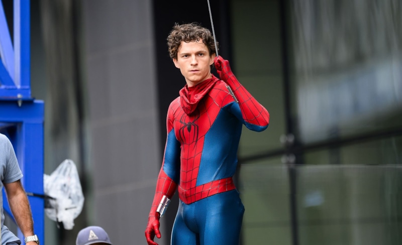 Том Холланд борется с дислексией и СДВГ