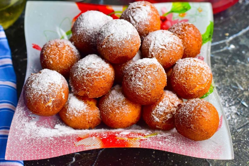 Шарики из сгущенки: рецепт быстрого десерта