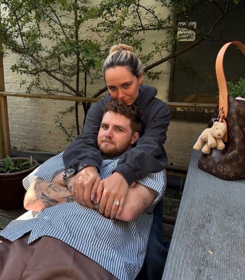 Алекс Уоррен с женой Коувр Аннон