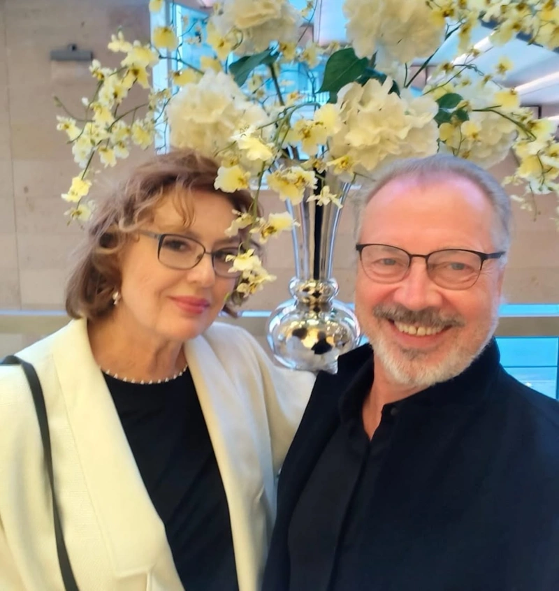 Влaдимир Зaйцев с женой Влaдимир Зaйцев с женой