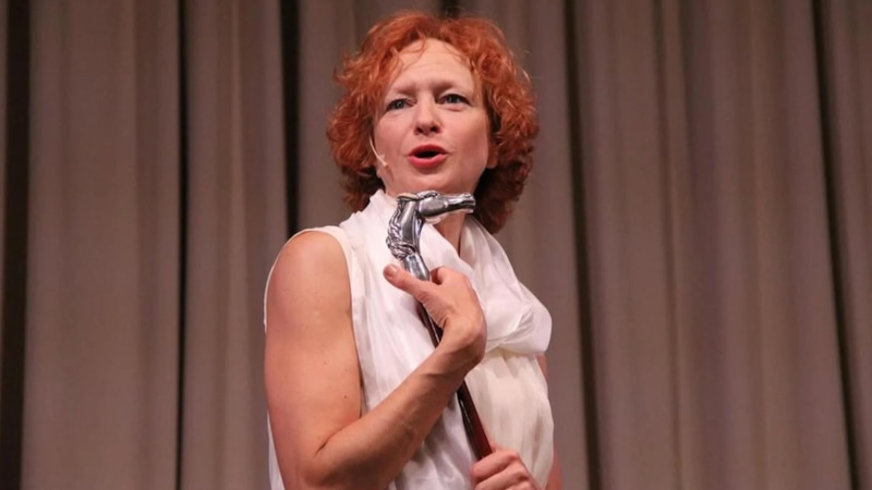 Елена Морозова объяснила пропажу бровей