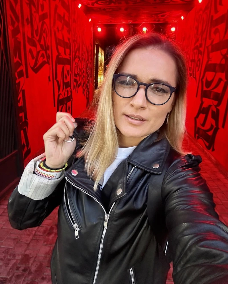 Ольга Солнце в очкaх