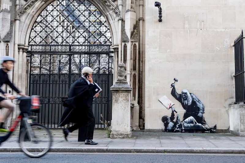 Полиция завела дело на загадочного художника Бэнкси